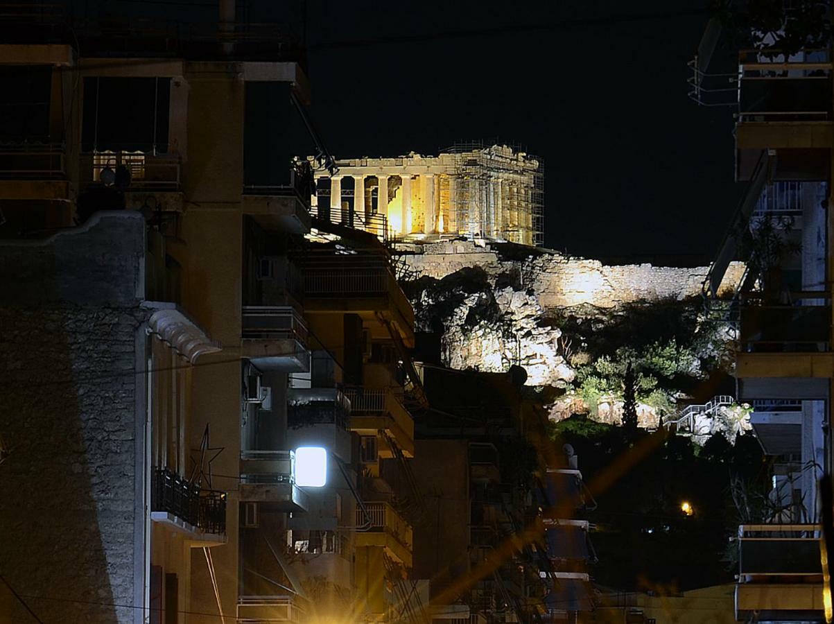 Urban Art Experience With Acropolis View Apartamento Atenas Exterior foto