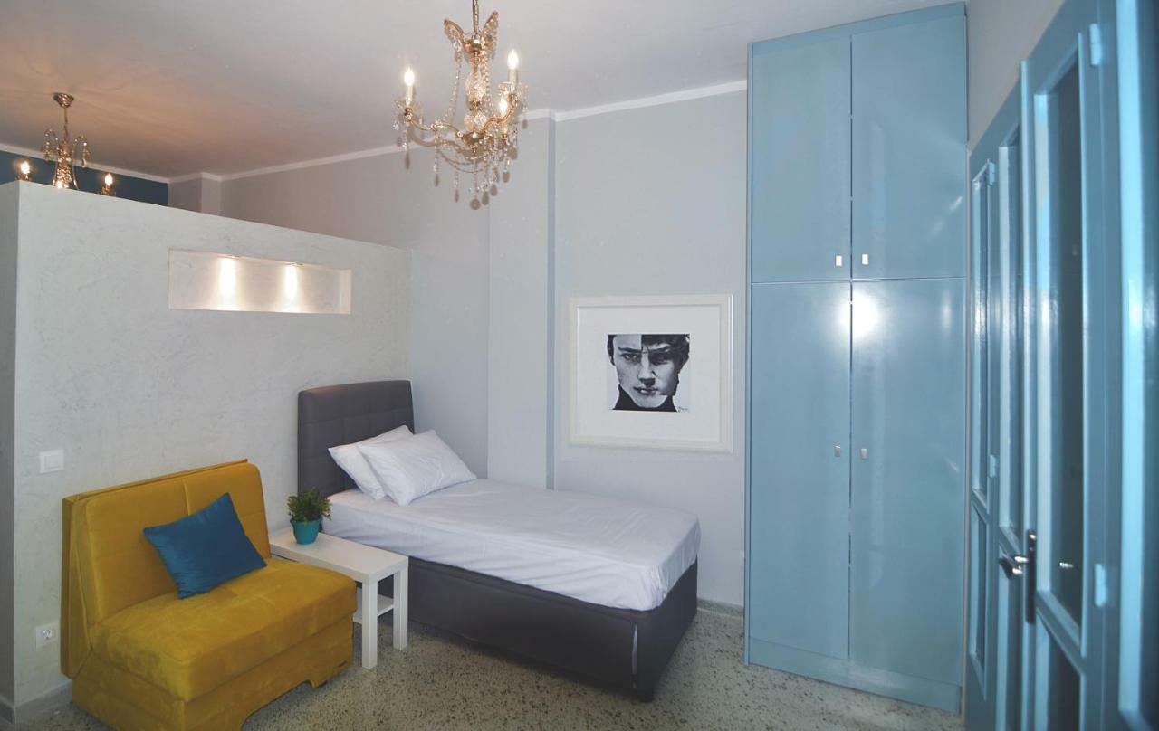 Urban Art Experience With Acropolis View Apartamento Atenas Exterior foto