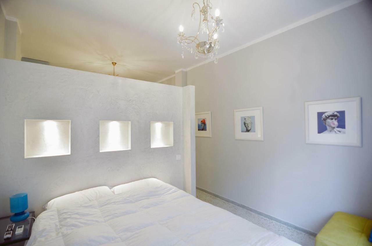 Urban Art Experience With Acropolis View Apartamento Atenas Exterior foto