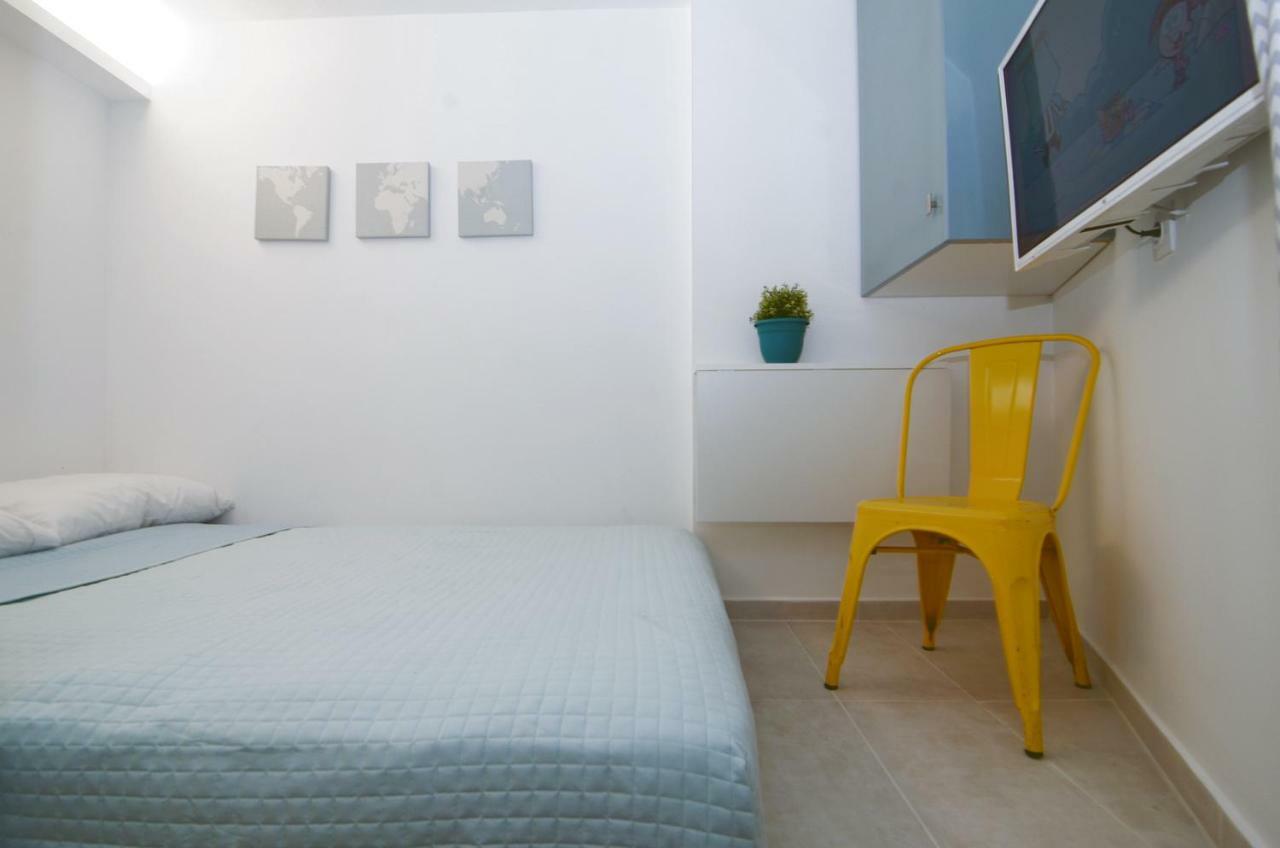 Urban Art Experience With Acropolis View Apartamento Atenas Exterior foto